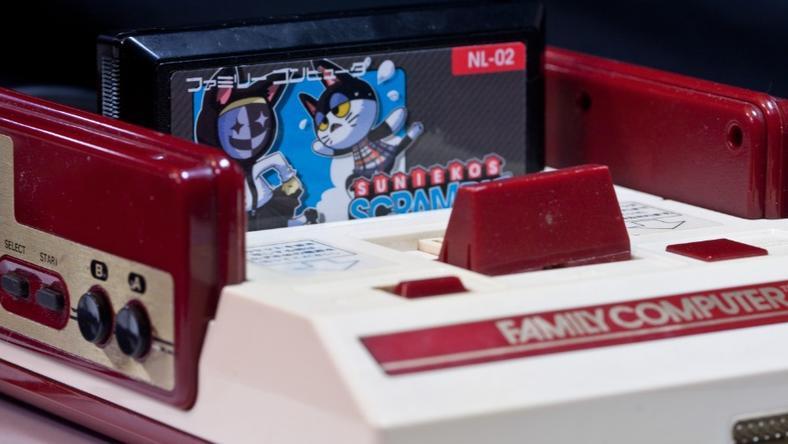 在红白机如日中天的年代,这家厂商用“魔改FC”挑战任天堂法务部